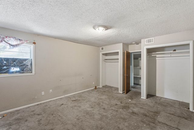3604 E Skinner, Wichita, KS 67218