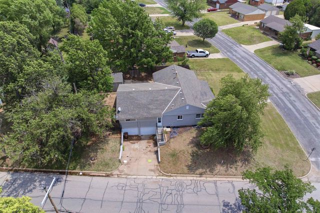 3604 E Skinner, Wichita, KS 67218