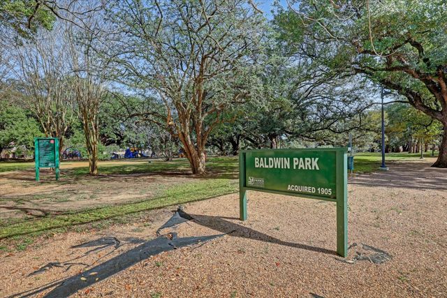 1714 Bailey Street, Houston, TX 77019