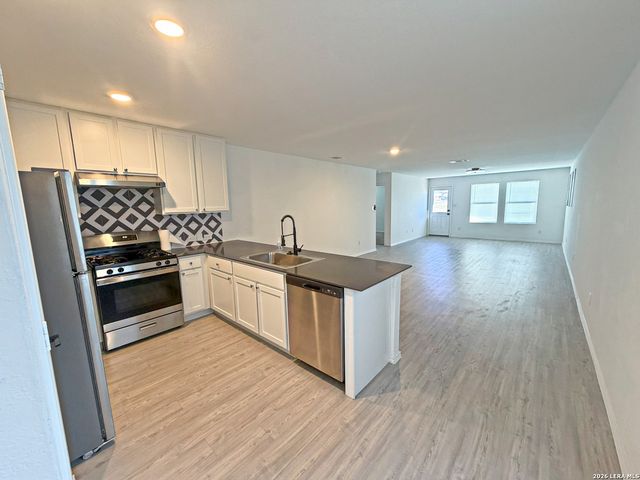 13923 Wool Park, San Antonio, TX 78252