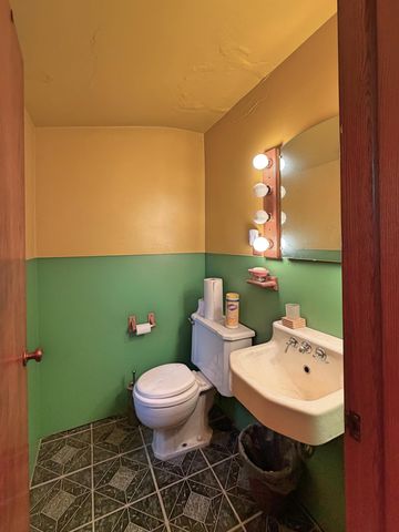 1245 Dale Street N, Saint Paul, MN 55117