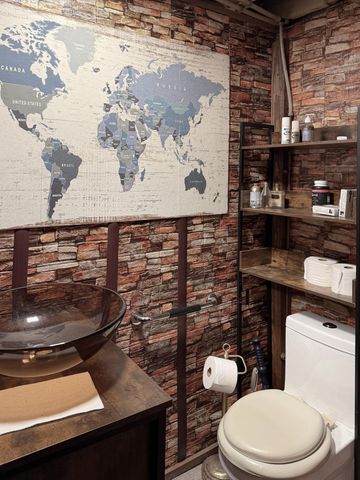 1245 Dale Street N, Saint Paul, MN 55117