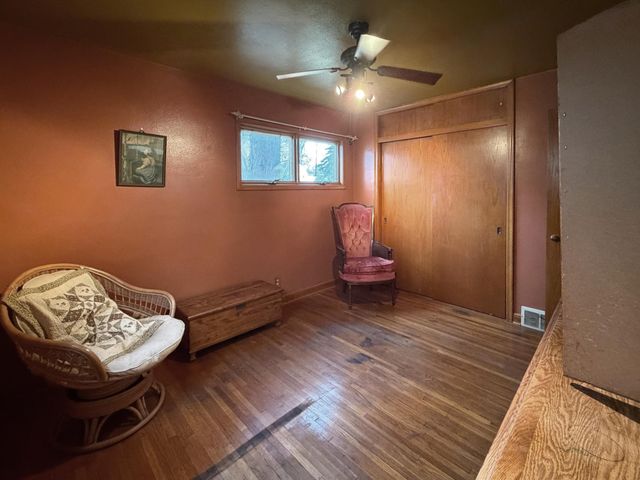 1245 Dale Street N, Saint Paul, MN 55117