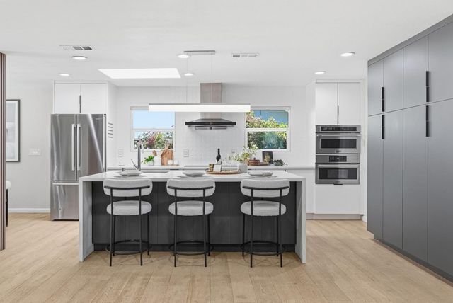 1062 Waterbird Way, Santa Clara, CA 95051