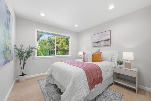 1062 Waterbird Way, Santa Clara, CA 95051