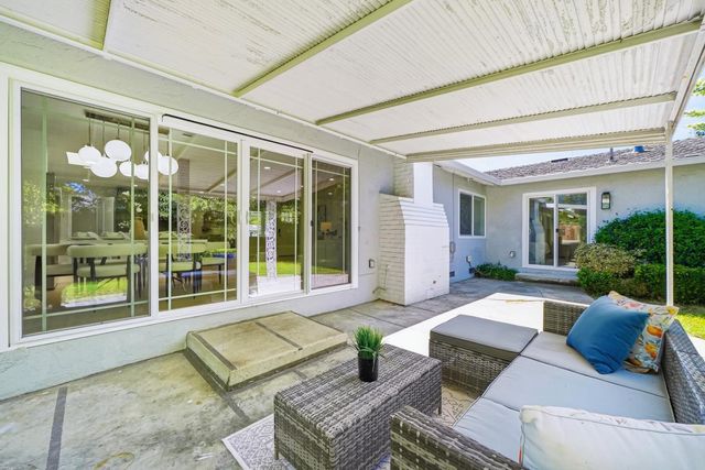 1062 Waterbird Way, Santa Clara, CA 95051