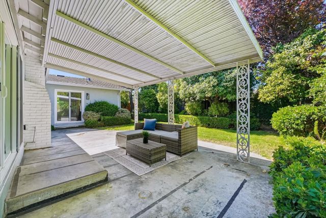 1062 Waterbird Way, Santa Clara, CA 95051