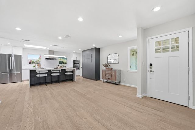 1062 Waterbird Way, Santa Clara, CA 95051