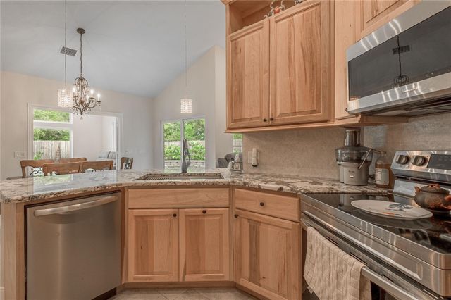 2803 Fm 2158, Midway, TX 75852