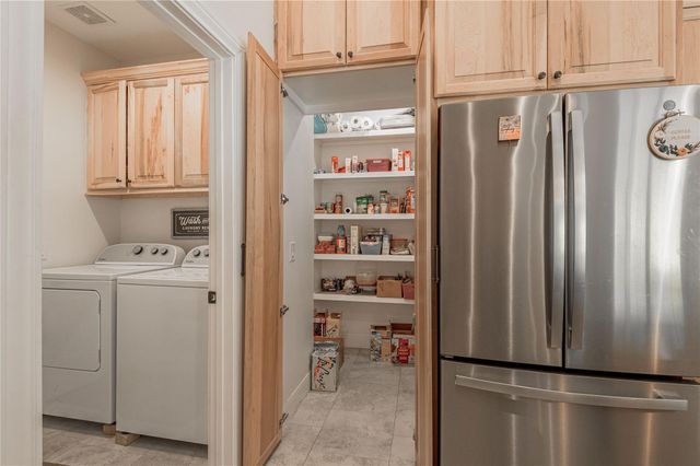 2803 Fm 2158, Midway, TX 75852