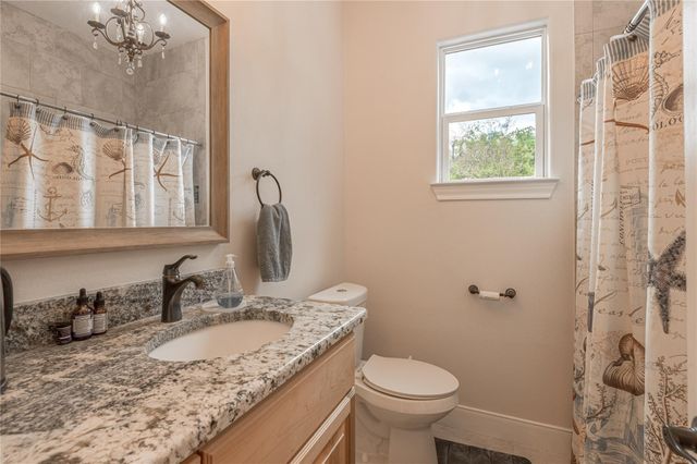 2803 Fm 2158, Midway, TX 75852