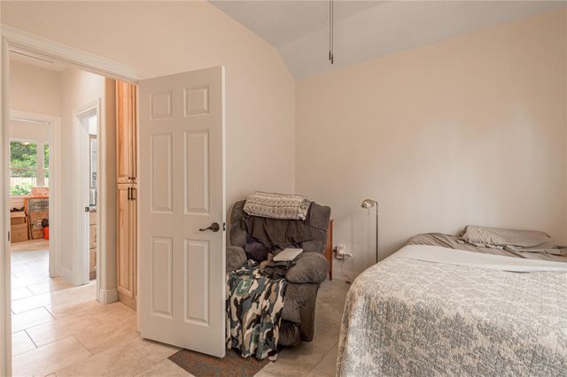 2803 Fm 2158, Midway, TX 75852