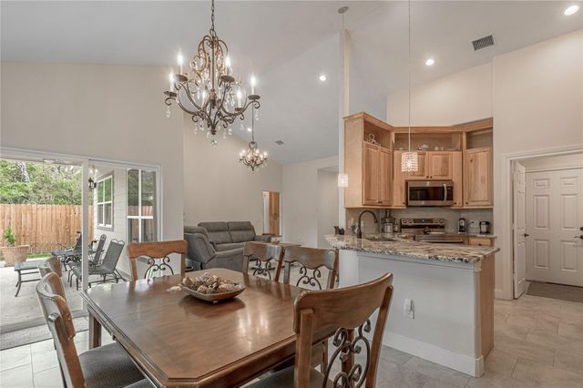 2803 Fm 2158, Midway, TX 75852