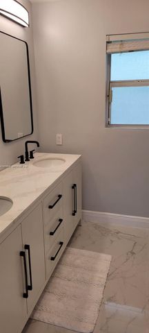 10901 NW 6th Court 1, Plantation, FL 33324
