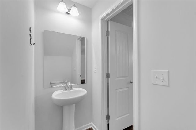 215 Royal Way, Pendleton, SC 29670