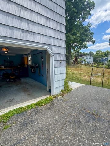 271 Meadowview Drive, Torrington, CT 06790