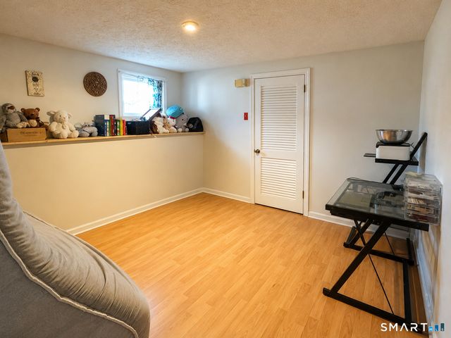 271 Meadowview Drive, Torrington, CT 06790