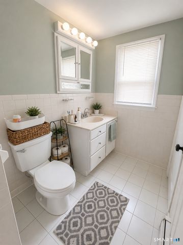 271 Meadowview Drive, Torrington, CT 06790