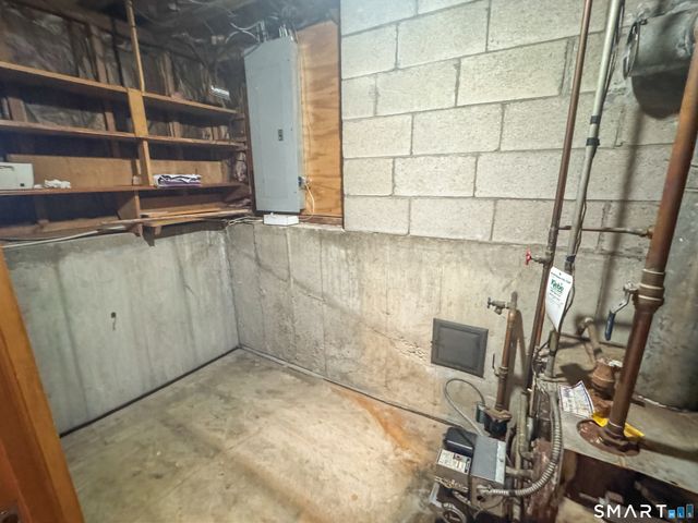 271 Meadowview Drive, Torrington, CT 06790