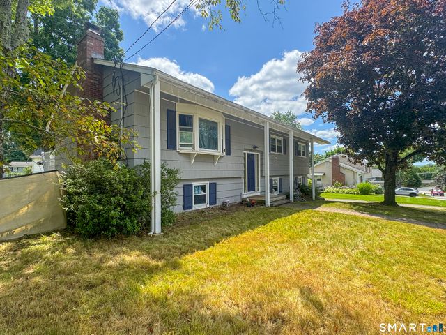 271 Meadowview Drive, Torrington, CT 06790