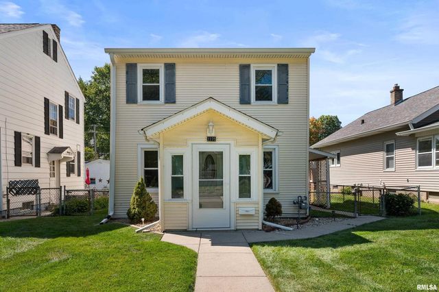 2375 31ST Street A, Moline, IL 61265