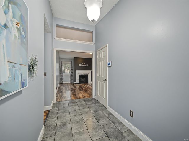 1512 Brixton Road, Evansville, IN 47710