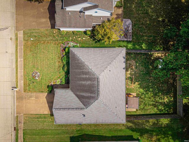 1512 Brixton Road, Evansville, IN 47710