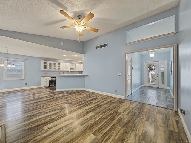1512 Brixton Road, Evansville, IN 47710