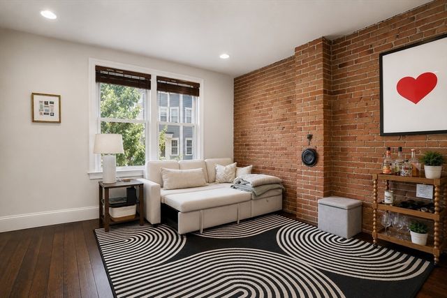 169 K St 1, Boston, MA 02127