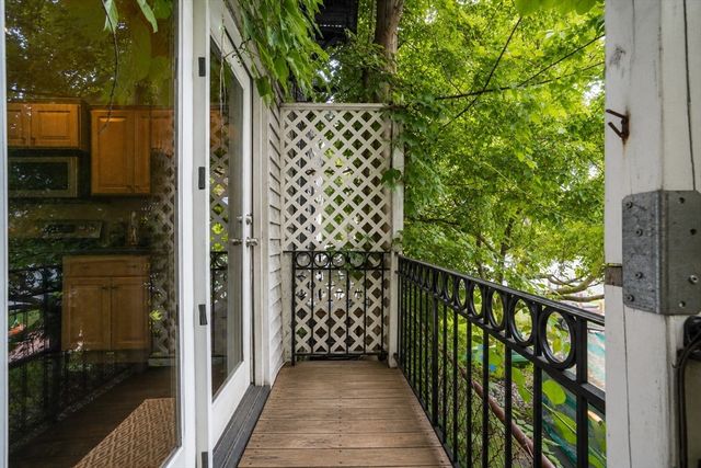 169 K St 1, Boston, MA 02127