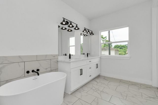 2813 Drew Street, Houston, TX 77004