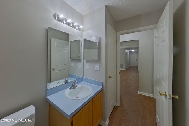 3099 WAVERING Lane, Middleburg, FL 32068