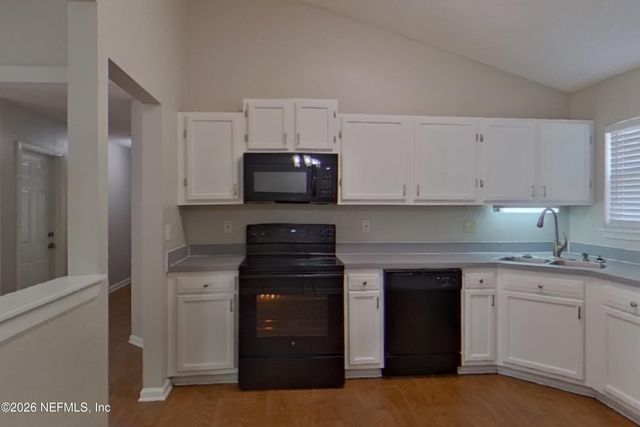 3099 WAVERING Lane, Middleburg, FL 32068
