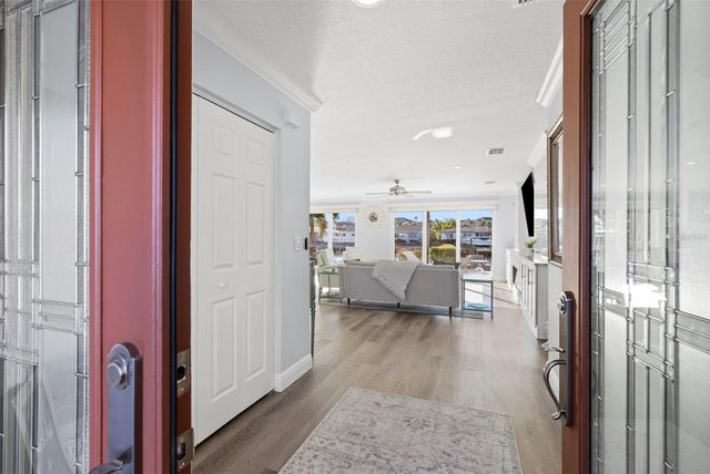 3936 VERSAILLES DRIVE, Tampa, FL 33634