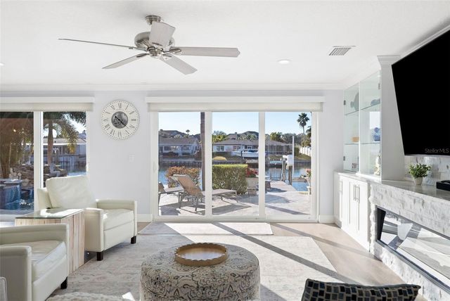 3936 VERSAILLES DRIVE, Tampa, FL 33634