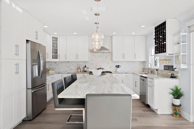 3936 VERSAILLES DRIVE, Tampa, FL 33634