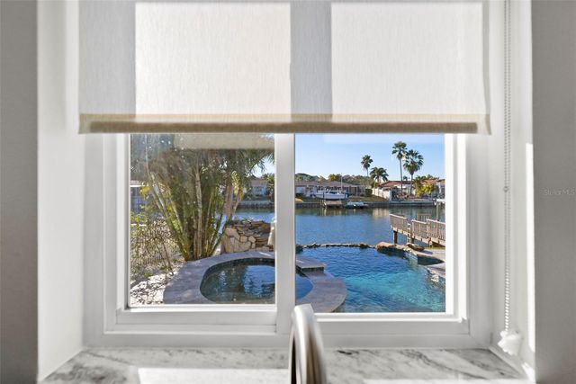 3936 VERSAILLES DRIVE, Tampa, FL 33634