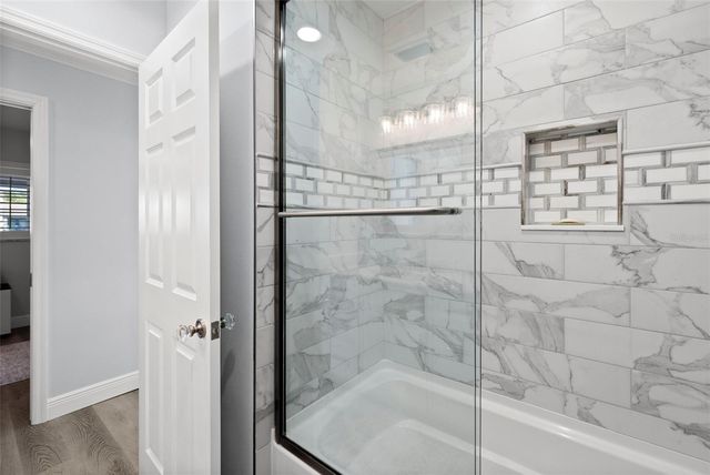 3936 VERSAILLES DRIVE, Tampa, FL 33634