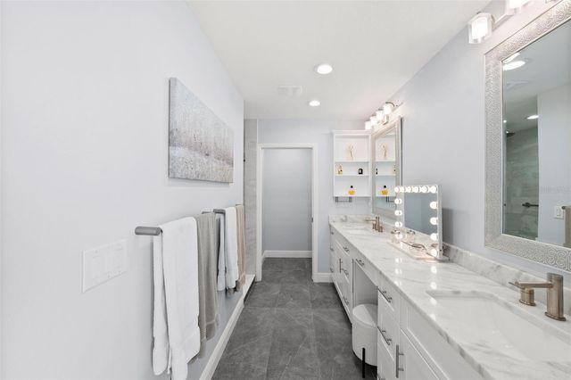 3936 VERSAILLES DRIVE, Tampa, FL 33634