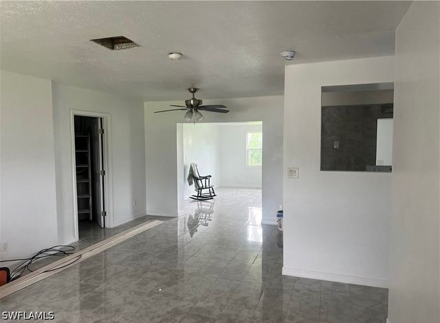 160 Brooks RD, North Fort Myers, FL 33917
