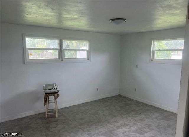 160 Brooks RD, North Fort Myers, FL 33917