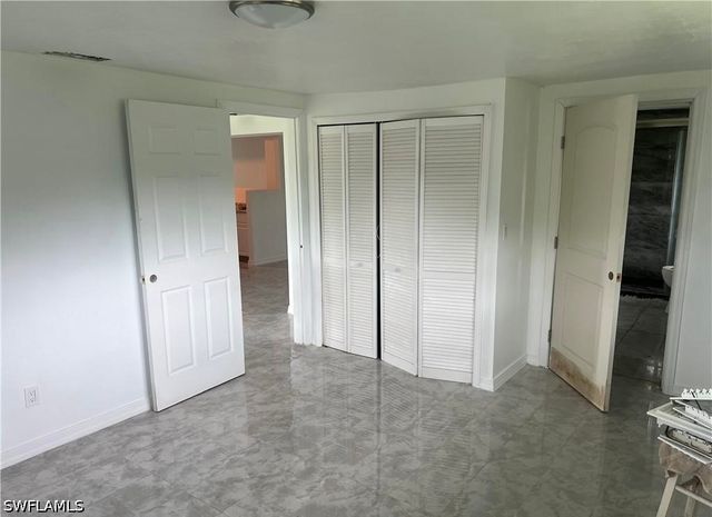 160 Brooks RD, North Fort Myers, FL 33917