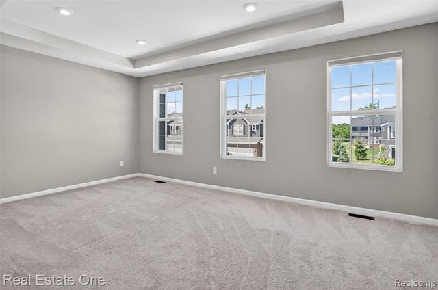 4799 Broomfield Way, Lake Orion, MI 48359