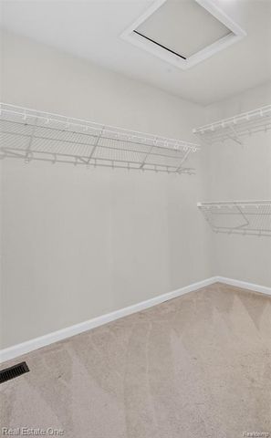 4799 Broomfield Way, Lake Orion, MI 48359
