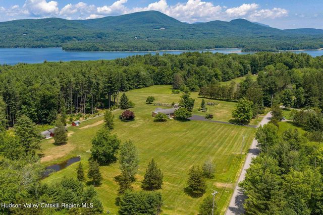 52 Brodhead Road, West Shokan, NY 12494