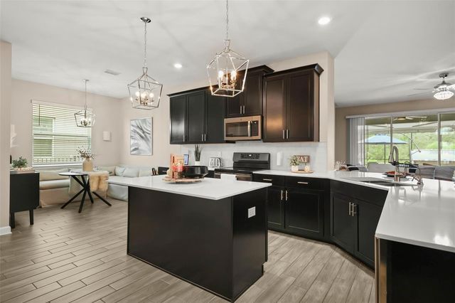 2537 CAMDEN PARK CIRCLE, Davenport, FL 33837