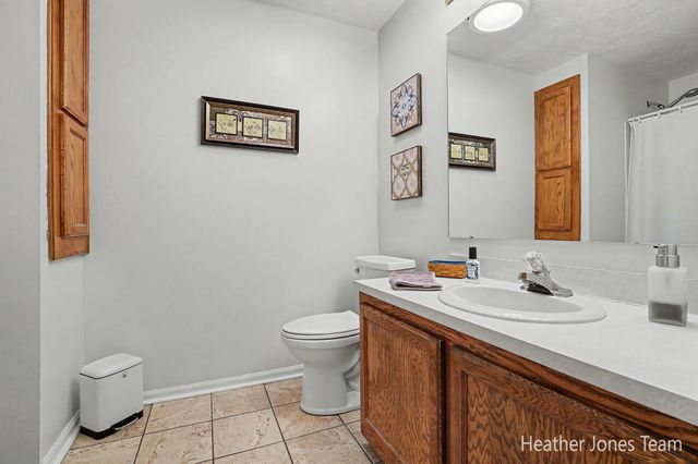 9887 Baker Road, Eureka Twp, MI 48838