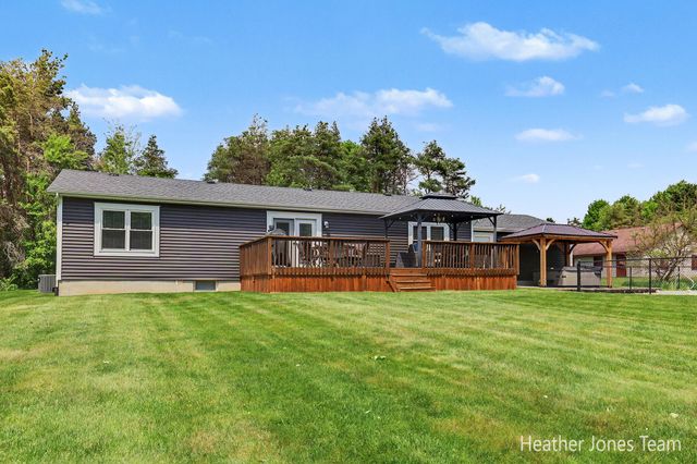 9887 Baker Road, Eureka Twp, MI 48838