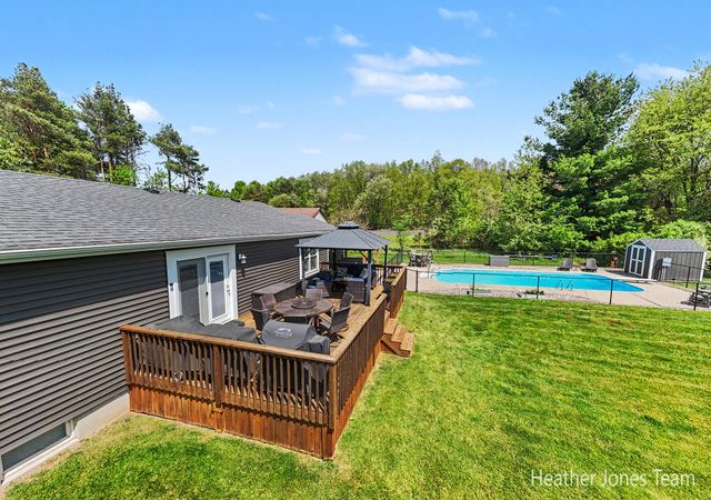 9887 Baker Road, Eureka Twp, MI 48838