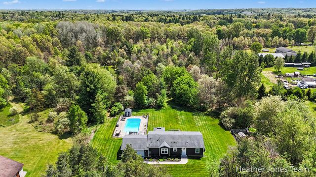 9887 Baker Road, Eureka Twp, MI 48838